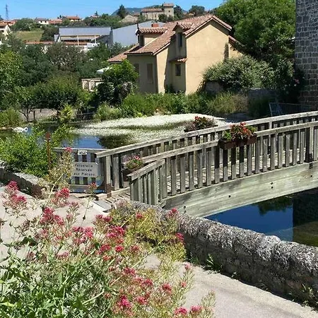 La Maison D Evahlia Creissels Buitenkant foto